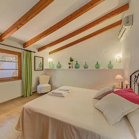 Salas Villa